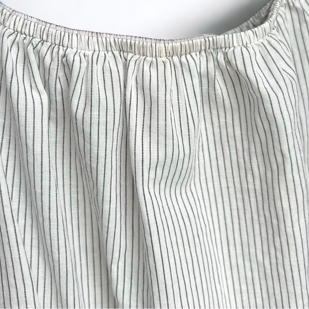 • Express • Pinstripe Off the Shoulder Top - Picture 6 of 9